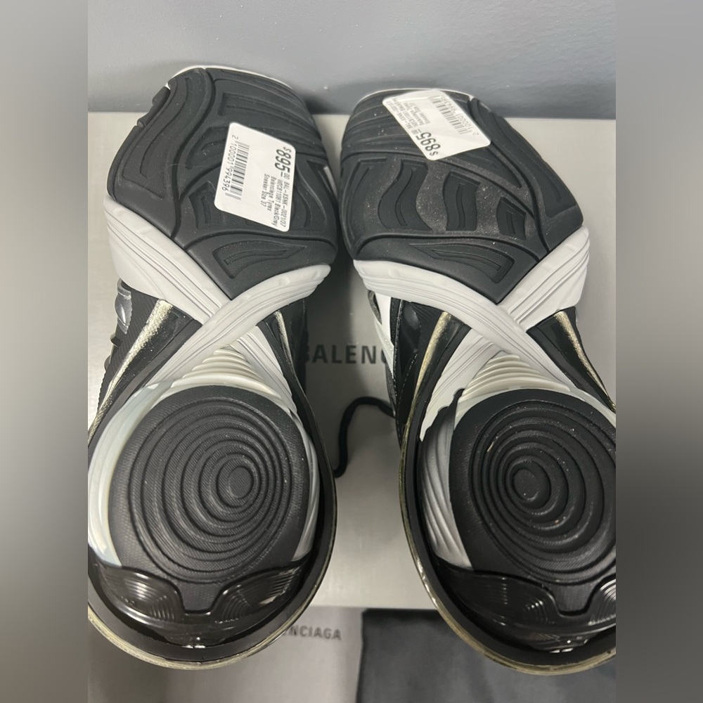 NIB- Balenciaga Tyrex sneakers black and silver - Picture 4 of 6